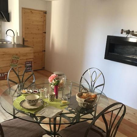 Chambres D'Hotes La Voute Volonne Екстер'єр фото