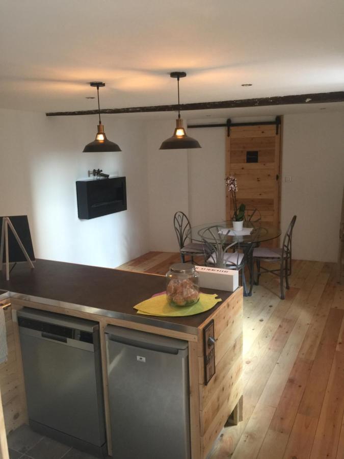 Chambres D'Hotes La Voute Volonne Екстер'єр фото