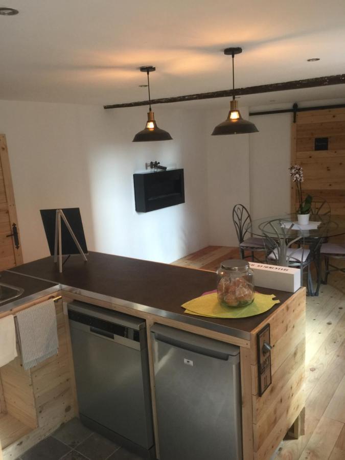 Chambres D'Hotes La Voute Volonne Екстер'єр фото