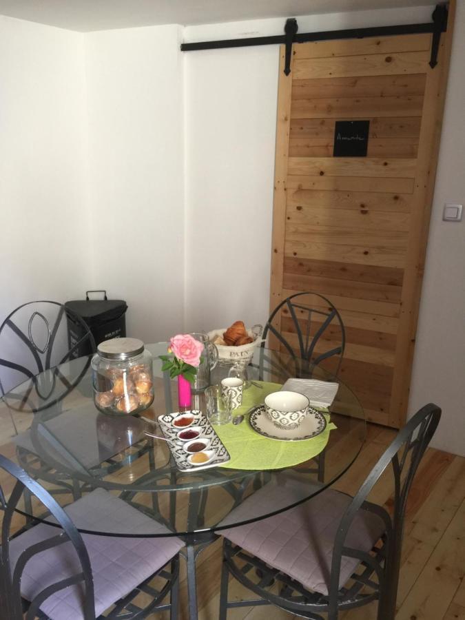 Chambres D'Hotes La Voute Volonne Екстер'єр фото