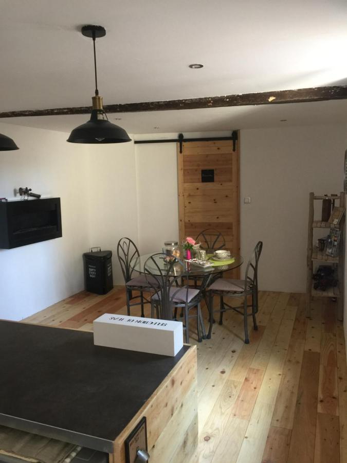 Chambres D'Hotes La Voute Volonne Екстер'єр фото