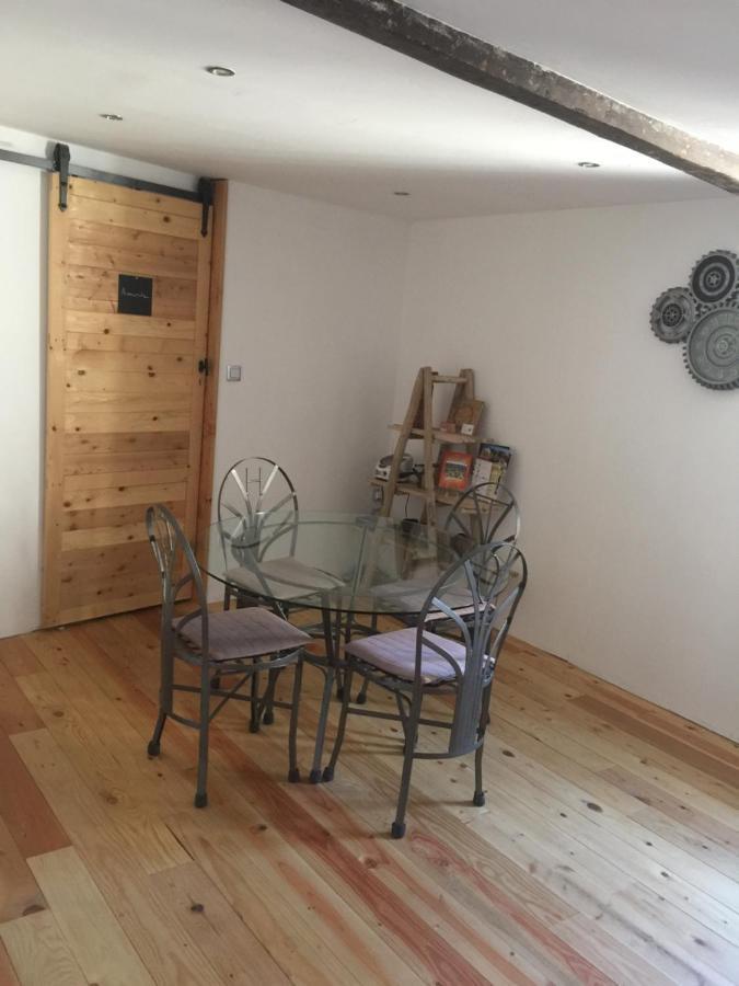Chambres D'Hotes La Voute Volonne Екстер'єр фото